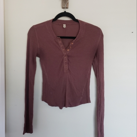 Free People Tops - Free People One Of The Girls Henley Size Small